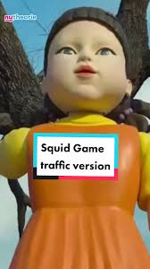 Je nadert een geel verkeerslicht met 15 km/u, moet je stoppen? #nutheorie  #squidgame #redlightgreenlight #autotheorie