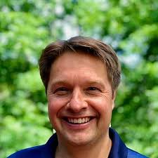 Ted Wallace's Instagram, Twitter & Facebook