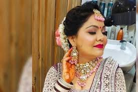 Shiny Glow Makeup Studio