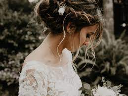 Having looked through our review of the most elegant bridal updos, you will easily make up your mind about the hairstyle you want to wear on your wedding day. 34 Perfectly Imperfect Bridal Updos