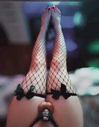 I love this little cage · Reddxxx | the NSFW browser