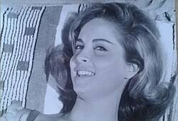 File:Irán Eory in Una Chica Para Dos (1966).jpg - Wikimedia Commons