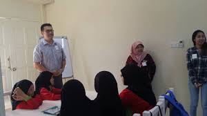 Melalui platform ini kami ingin menyapa dunia dan mengabarkan sejumlah info up to date seputar dunia peduli anak yatim, khususnya sejumlah kegiatan. Mkm Brunei Mkm Launched Its Financial Literacy Program Facebook