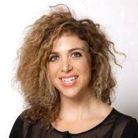 Shelley Dolan's Instagram, Twitter & Facebook