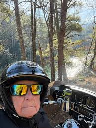 if you see this post that means you are a loyal fan of this page hit like  and tell us Where you are from❤️