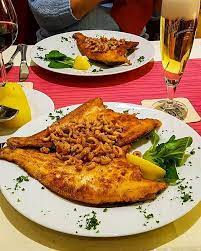 Was Ist Dein Lieblingsessen What Is Your Favorite Food Busum 10 2016 By Sebastian On Tour Nordsee Scholle Krabben Favorite Recipes Food Breakfast