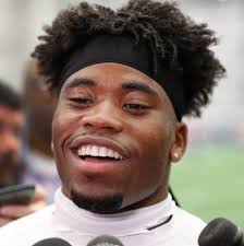 Indianapolis Colts' Kenny Moore helps save a dog's life, and maybe a young  man's