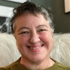 Jean Sanders's Instagram, Twitter & Facebook