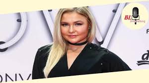 Doch so viel steht fest: Sophia Thiel Trennung Von Freund Charlie Youtube