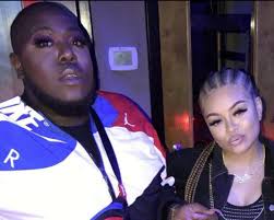 Smokie and Aretha. They were childhood friends and remained great friends  until her passing. Listen at that blend. Wow