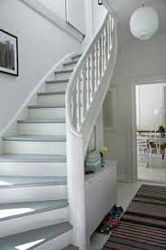 Holztreppe Weiss Grau Holztreppe Weiss Grau The Post Holztreppe Weiss Grau Appeared First On Flur Ideen Holztreppe Treppe Renovieren Treppe Haus