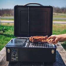 Whether It S Searing A Steak Or Throwing Down Some Burgers On The Go Bbq Has Never Been Easier The All New Scout And Ranger Grills H Grilling Traeger Bbq Bbq