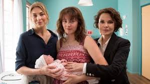 Sigrid thornton ao (born 12 february 1959) is an australian actress. Amazing Grace Star Sigrid Thornton Reveals How She Makes Challenging Birthing Scenes Look Genuine Nine Com Au