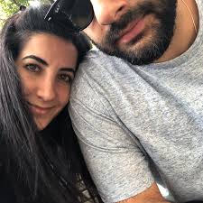 In 3 weeks, I shall take this man as my husband. After 6 years together, I  finally tricked him into marrying me. As such, I thought it appropriate to  walk down memory