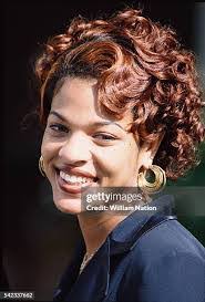 Estela Thompson's Instagram, Twitter & Facebook