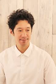 おでこが広い男性でも似合う髪型10選おでこを生かす ヘアラボ