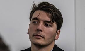 Momentum considers accepting members from outside the Labour party