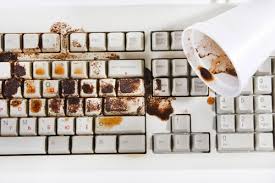 Herzlich willkommen zu unserem test. How To Clean A Pc Keyboard And Why You Should Lmb Supplies Cleaning Hacks Office Spring Cleaning Spring Cleaning Hacks