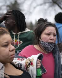 After several dispersal orders were police in another minneapolis suburb, the city of brooklyn park, said in a statement that their officers weren't involved in the shooting in brooklyn. D9qy1rzl8znqm