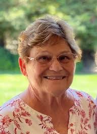 Melisa Howell's Instagram, Twitter & Facebook