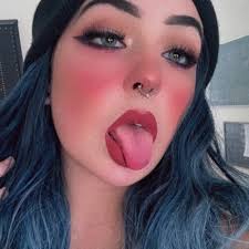 Selena Sharp (@_selenabena_) • Instagram photos and videos