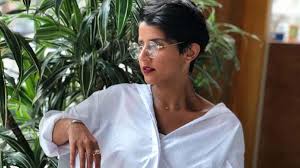 Contact ‎الفنانة الكوتية نورة العميري‎ on messenger. Ø¨Ø§Ù„ÙÙŠØ¯ÙŠÙˆ Ù…Ø¯ÙˆÙ†Ø© Ù…Ø´Ù‡ÙˆØ±Ø© ØªÙƒØ´Ù Ø¹Ù† Ø¥ØµØ§Ø¨ØªÙ‡Ø§ Ø¨Ù…Ø±Ø¶ Ø§Ù„Ø³Ø±Ø·Ø§Ù† Ù…Ø¬Ù„Ø© Ø³ÙŠØ¯Ø§Øª Ø§Ù„Ø§Ù…Ø§Ø±Ø§Øª