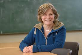Providing opportunities for discussion, consultation, the exchange of knowledge and good practice. Thoumine Aude