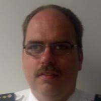 70+ profilů „Steve Dewar“