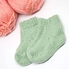 Knit a baby blanket, an adorable hat or cute booties for your tiny tots using these free designs from popular brands and independent designers. Knitting Pattern Knitted Baby Socks Knitting