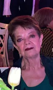 En lo personal fue un gran año, con viajes, festejos, bastantes guerras de  salud ganadas en la familia y en especial el último mes, trajo muchas  alegrías y primeras veces. Pero me