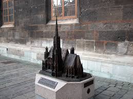 Sag der familie oder freunden, wann du fährst, wohin und mit wem. Der Wiener Stephansdom Und Seine Geschichte