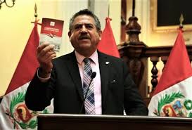 El nuevo presidente del país nació en 1961 y se vinculó en 1979 al partido acción popular, hasta que años después oficializó su inscripción. Peru Manuel Merino Asumira Cargo De Presidente Este Martes 10
