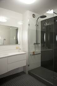 Pin By Balthazar On Douche Bathroom Design Small Bathroom Design Bathroom Interior