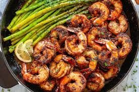Add asparagus and cherry tomatoes to pan. Blackened Shrimp Recipe With Asparagus In 20 Minute Blackened Shrimp Recipe Eatwell101