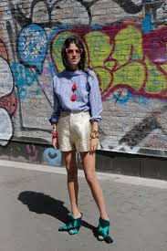 A Case For Wearing Your Shirt Backwards Stylecaster Fashion Current Fashion Trends Leandra Medine Style