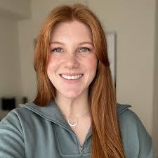 Danielle Blum's Instagram, Twitter & Facebook