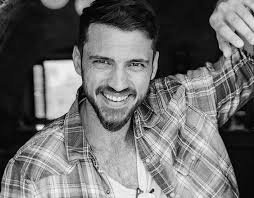 Алекс Иванов