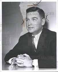 1974 Press Photo Oregon Governor Mark Odom Hatfield