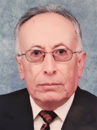 El Centro Cultural Antonio Ante, entregó condecoración “Pailatola” a  Oswaldo Báez