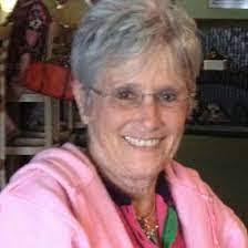 Darlene Kuznik's Instagram, Twitter & Facebook