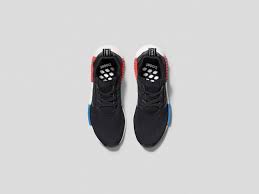 Perfektes auftreten und tolles aussehen werden dir garantiert durch das super bequeme modell in schwarz. Adidas Nmd R1 Sneaker Release Eine Ikone Kehrt Zuruck Fashion Insider Magazin Modeblog