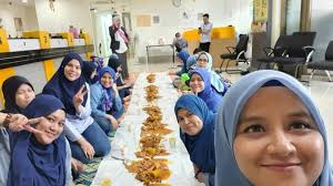 Alor setar jalan sultan badlishah, p.o box 82 maybank bangunan tunku, jalan tunku ibrahim cimb jalan sultan badlishah hong leong city/area maarof bukit bintang menara genesis, jalan sultan ismail hsbc cheras jalan cerdas taman connaught ambank cheras jalan damai niaga 1, alam. Maybank Jalan Sultan Ismail Kuala Lumpur Malaysia Bank Facebook