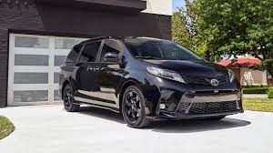 The limited premium is the ultimate sienna with the rear entertainment system. 2020 Toyota Sienna Review Pricing Specs Features Photos
