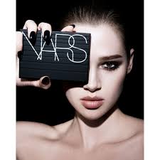 What is nars extreme effects? Nars Extreme Effects Eyeshadow Palette Space Nk