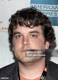 21 Photos & High Res Pictures