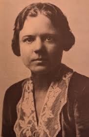 Edna Miriam True (1888-1988)