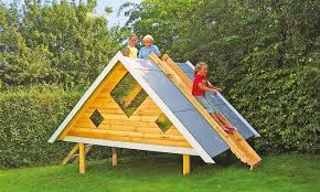 Spielhaus Mit Rutsche Kinder Spielhaus Garten Rutsche Garten Spielhaus Selber Bauen