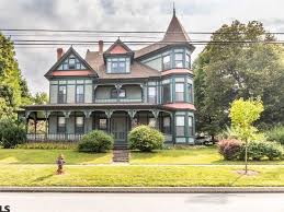 336 S Centre St Philipsburg Pa 16866 Zillow Queen Anne House Queen Anne Philipsburg