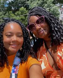 Runaway Bee Party Tour (@runawaybeepartytour) • Instagram photos and videos