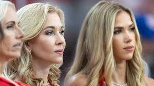 Kansas City Chiefs owner Clark Hunt's wife Tavia rips Miss USA leaders amid  chaos